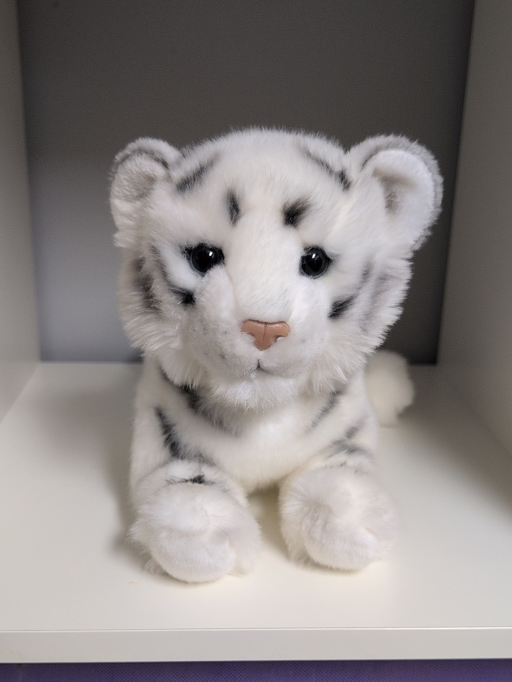 Douglas Cuddle Toys White Tiger Plush 14" Collectible Plush Realistic